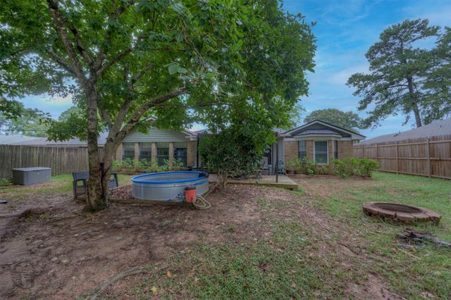 2624 Southcrest Drive, Haughton, LA 71037