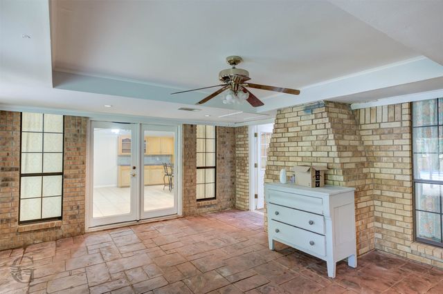 2624 Southcrest Drive, Haughton, LA 71037