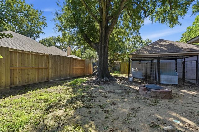 18811 Racquet Sports Way, Humble, TX 77346