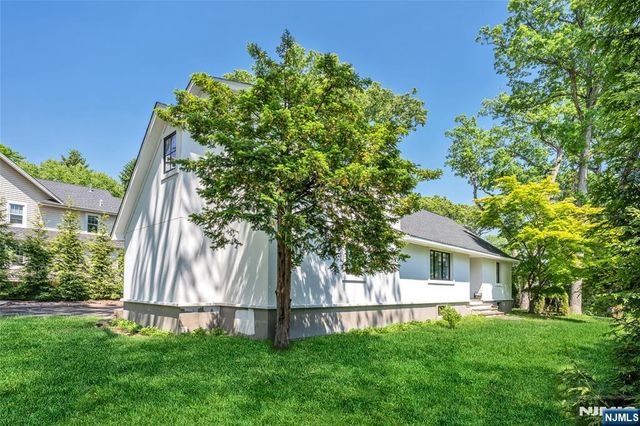 259 W Glen Avenue, Ridgewood, NJ 07450