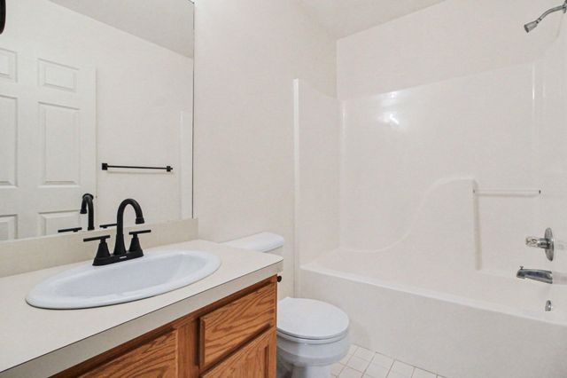 46122 Reedgrass Lane, Van Buren Twp, MI 48111
