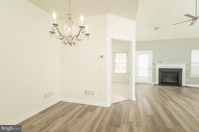 631 THOREAU DR, Mount Joy, PA 17552