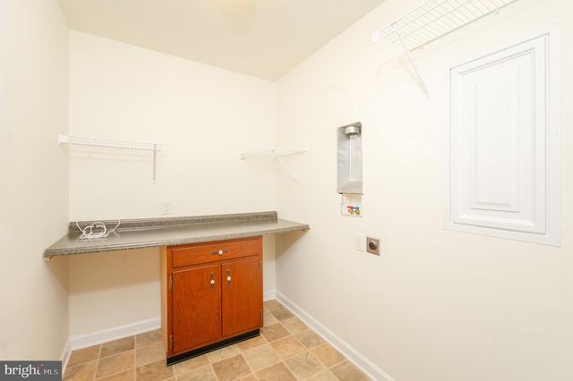 631 THOREAU DR, Mount Joy, PA 17552