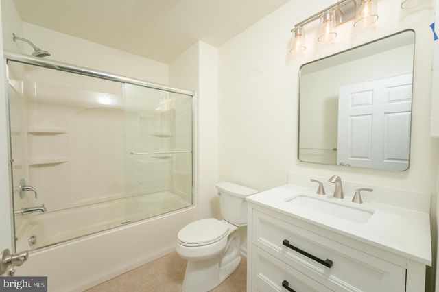 631 THOREAU DR, Mount Joy, PA 17552