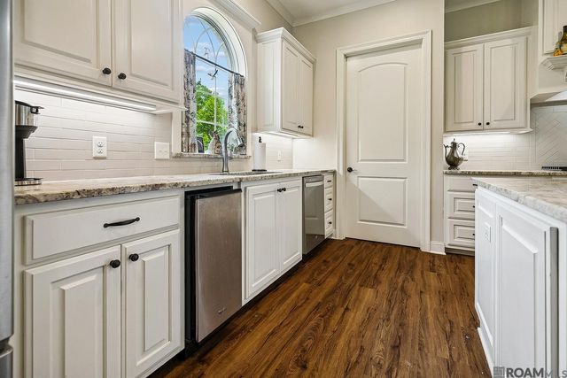 24205 S Frost Rd, Livingston, LA 70754