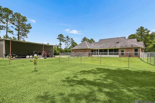 24205 S Frost Rd, Livingston, LA 70754