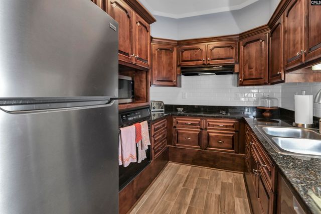 619 King 306, Columbia, SC 29205