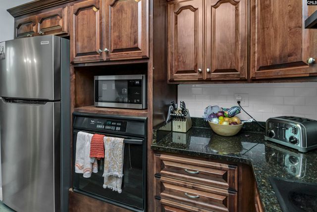 619 King 306, Columbia, SC 29205