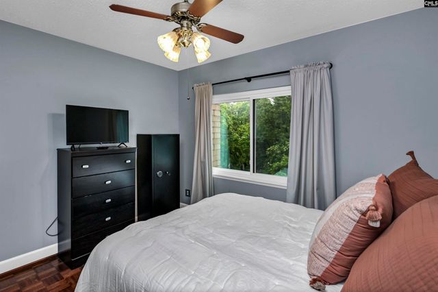 619 King 306, Columbia, SC 29205