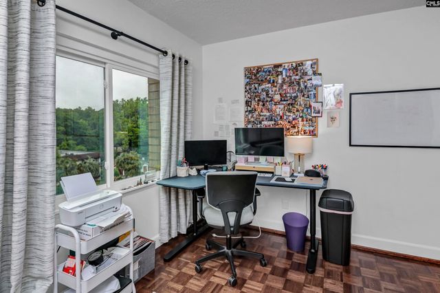 619 King 306, Columbia, SC 29205
