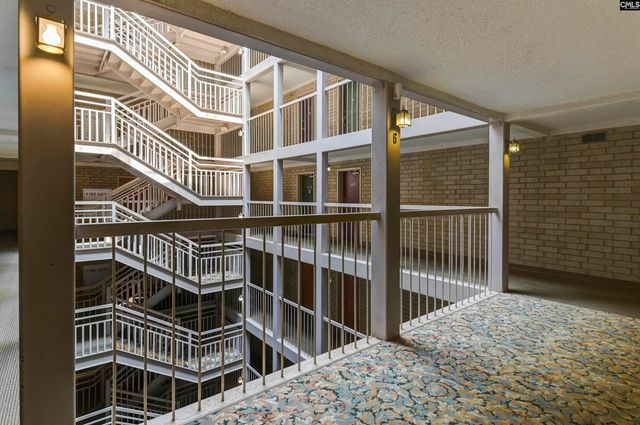 619 King 306, Columbia, SC 29205
