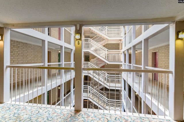 619 King 306, Columbia, SC 29205