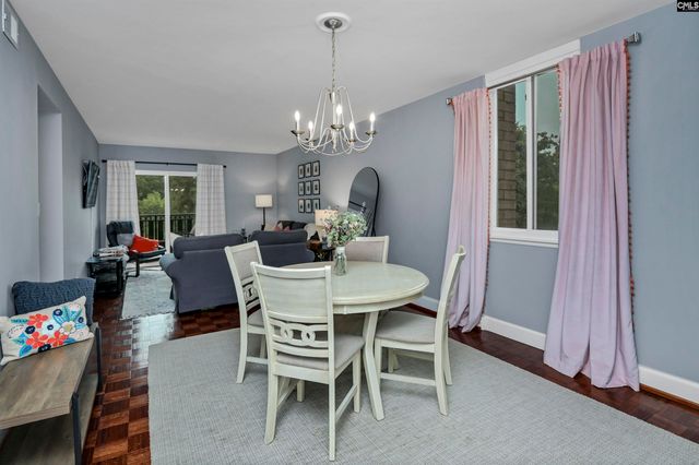 619 King 306, Columbia, SC 29205