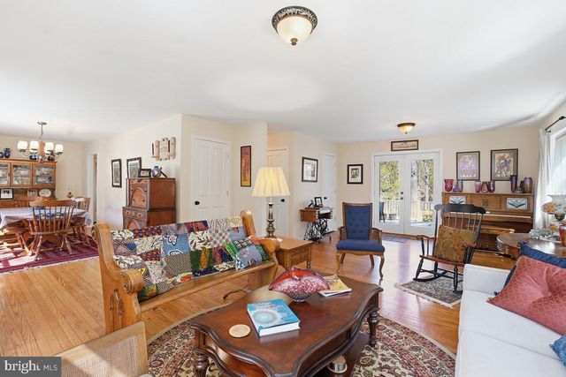 706 HOUSTON AVE, Takoma Park, MD 20912