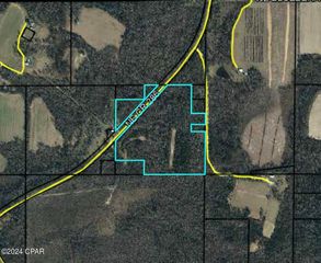 286 NE CR, Grand Ridge, FL 32442