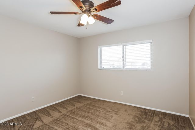 5620 W HEARN Road, Glendale, AZ 85306