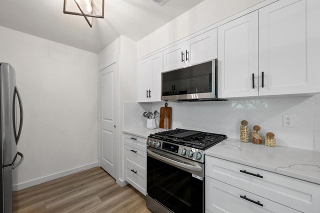 7002 Teaberry DR, Austin, TX 78745