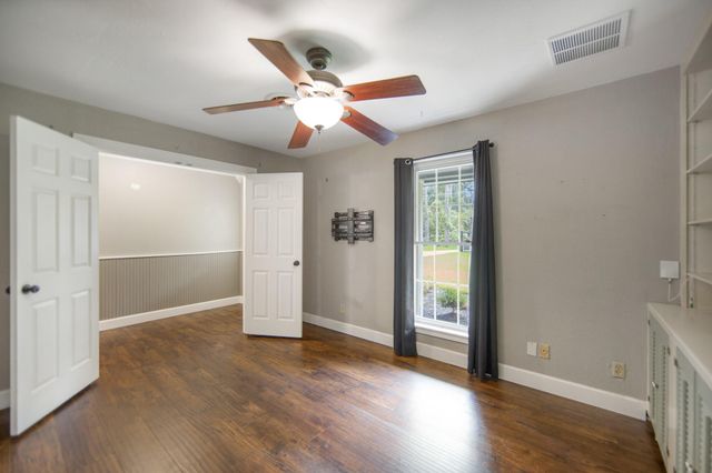 8810 Seber Drive, Tomball, TX 77375