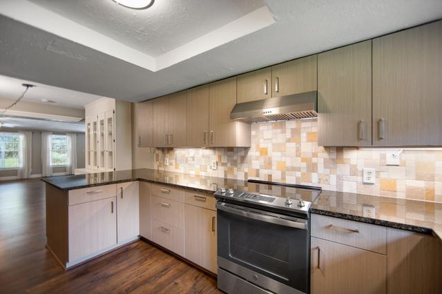 8810 Seber Drive, Tomball, TX 77375