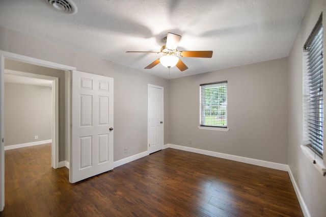 8810 Seber Drive, Tomball, TX 77375