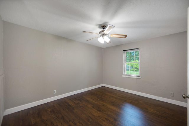 8810 Seber Drive, Tomball, TX 77375