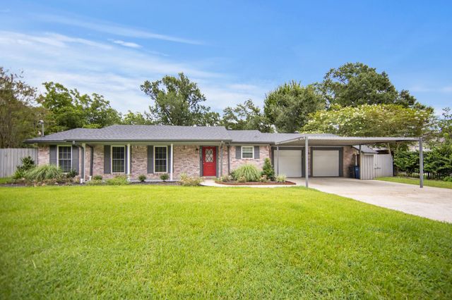 8810 Seber Drive, Tomball, TX 77375