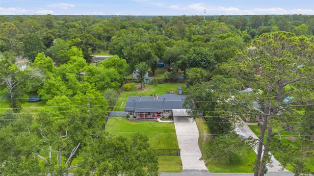 8810 Seber Drive, Tomball, TX 77375