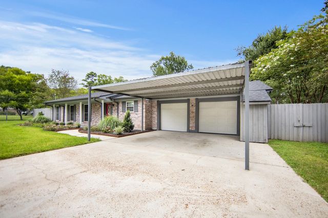 8810 Seber Drive, Tomball, TX 77375