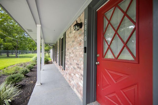 8810 Seber Drive, Tomball, TX 77375