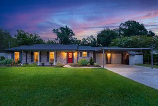 8810 Seber Drive, Tomball, TX 77375
