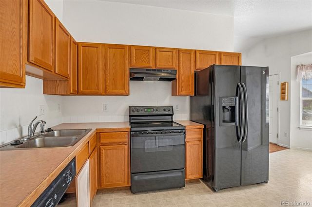 833 E 21st Street, Greeley, CO 80631