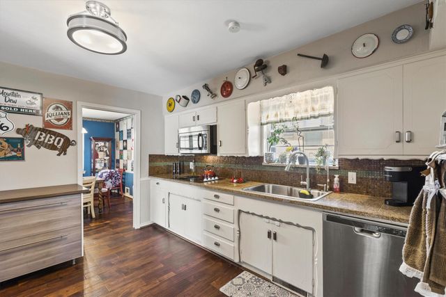 725 Branch Drive, Garland, TX 75041