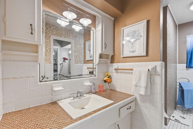 725 Branch Drive, Garland, TX 75041