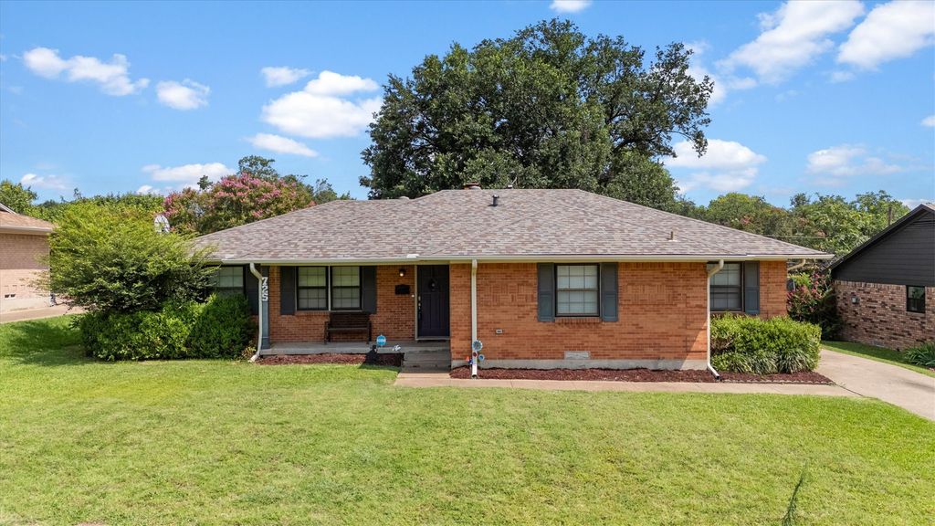 725 Branch Drive, Garland, TX 75041