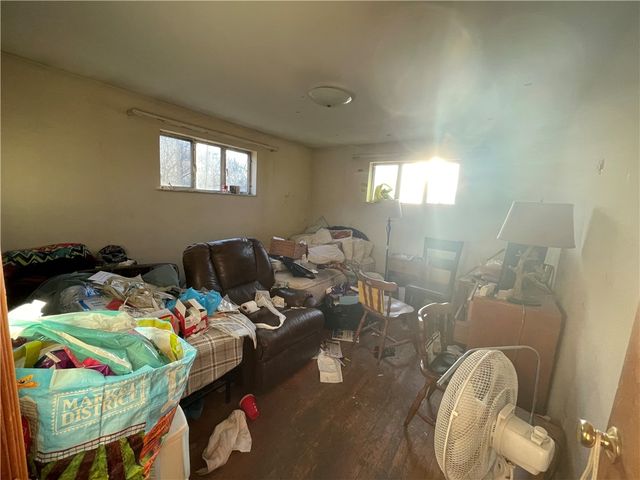 104 Colbaugh Rd, Penn Twp, PA 15085