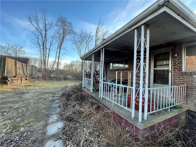 104 Colbaugh Rd, Penn Twp, PA 15085