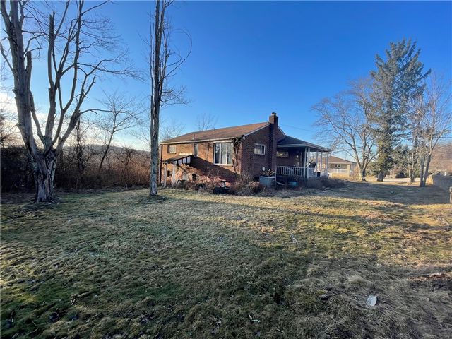 104 Colbaugh Rd, Penn Twp, PA 15085
