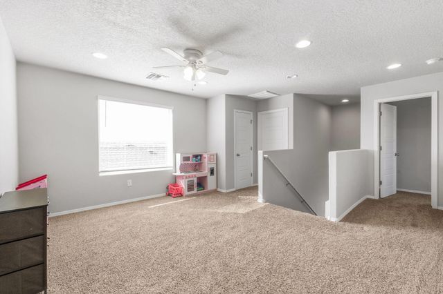 4892 Longs Peak Road NE, Rio Rancho, NM 87144