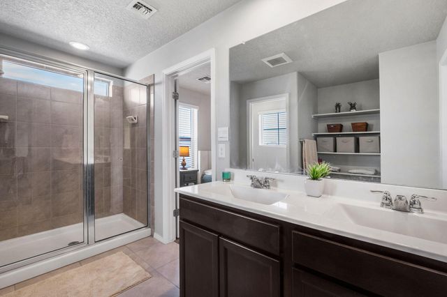 4892 Longs Peak Road NE, Rio Rancho, NM 87144