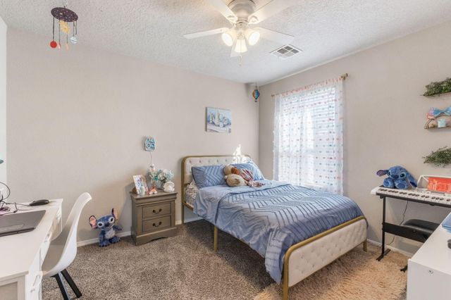 4892 Longs Peak Road NE, Rio Rancho, NM 87144