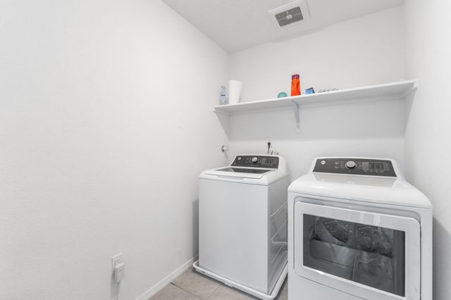 4892 Longs Peak Road NE, Rio Rancho, NM 87144