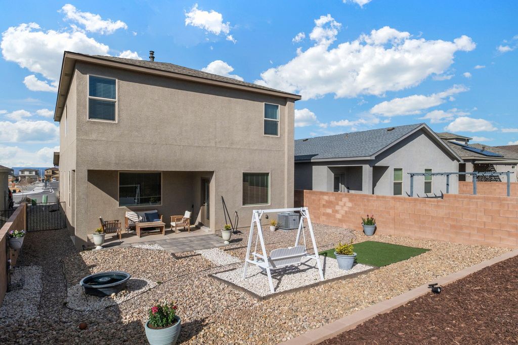 Image 31 of property listing at 4892 Longs Peak Road NE, Rio Rancho, NM 87144