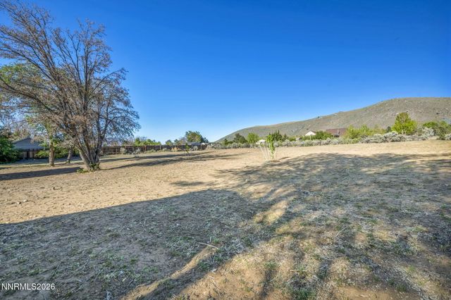2635 S Edmonds Drive, Carson City, NV 89701