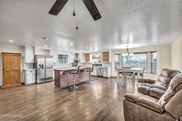 2635 S Edmonds Drive, Carson City, NV 89701