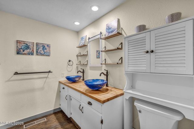 2635 S Edmonds Drive, Carson City, NV 89701