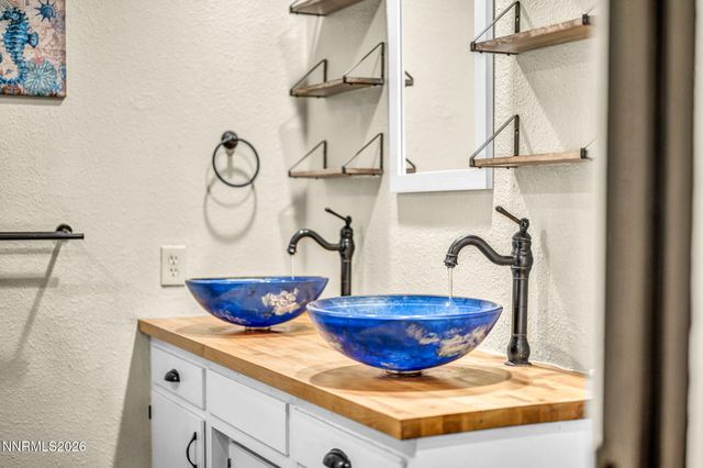 2635 S Edmonds Drive, Carson City, NV 89701