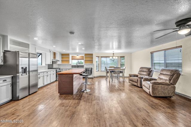 2635 S Edmonds Drive, Carson City, NV 89701