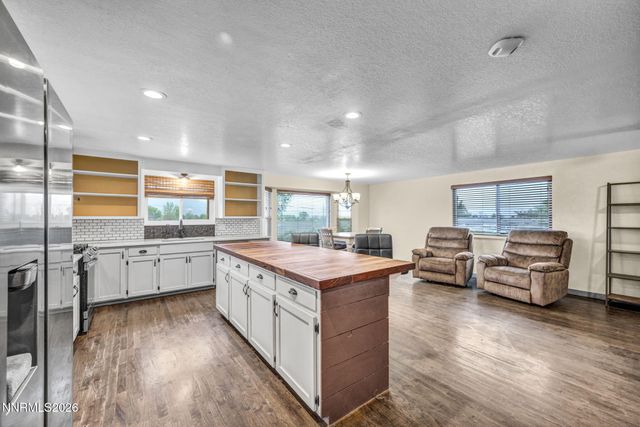 2635 S Edmonds Drive, Carson City, NV 89701