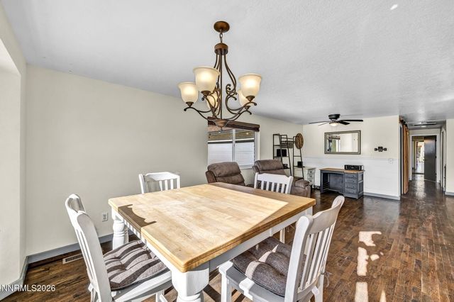 2635 S Edmonds Drive, Carson City, NV 89701