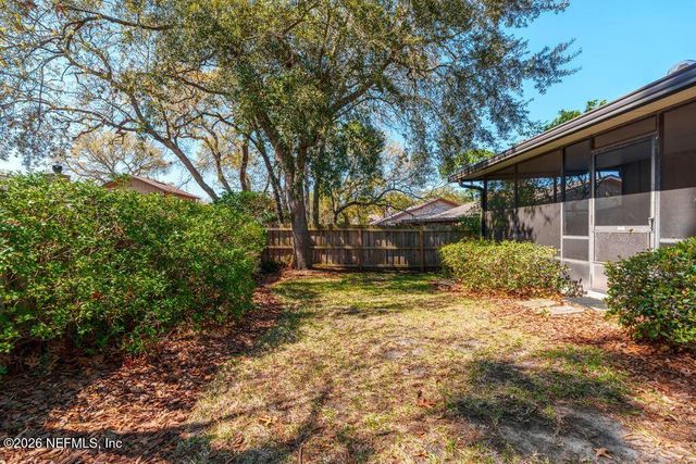 8066 LE HAVRE Drive N, Jacksonville, FL 32277